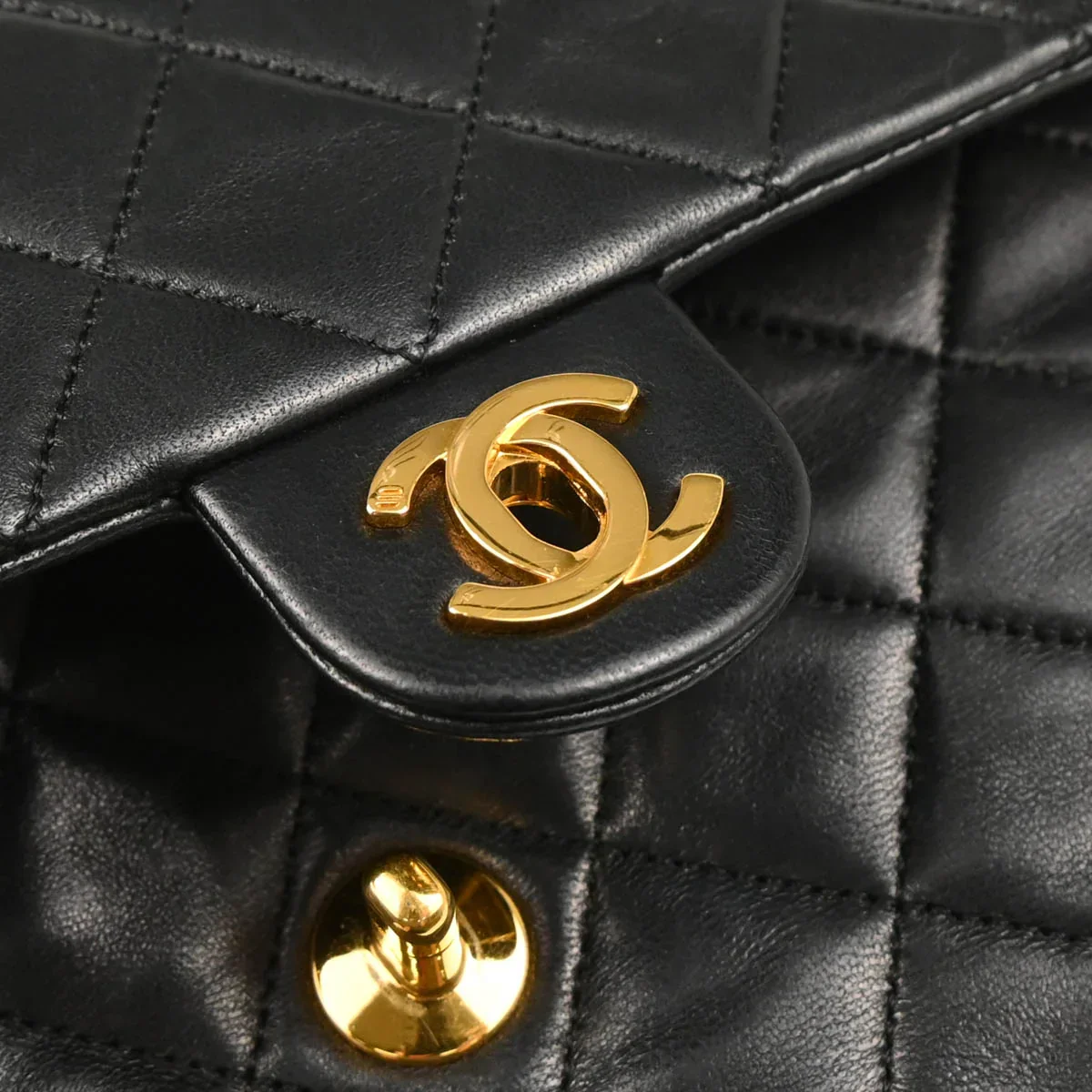 Chanel 1989-1991 Black Lambskin Classic Square Flap Shoulder Bag - Image 5