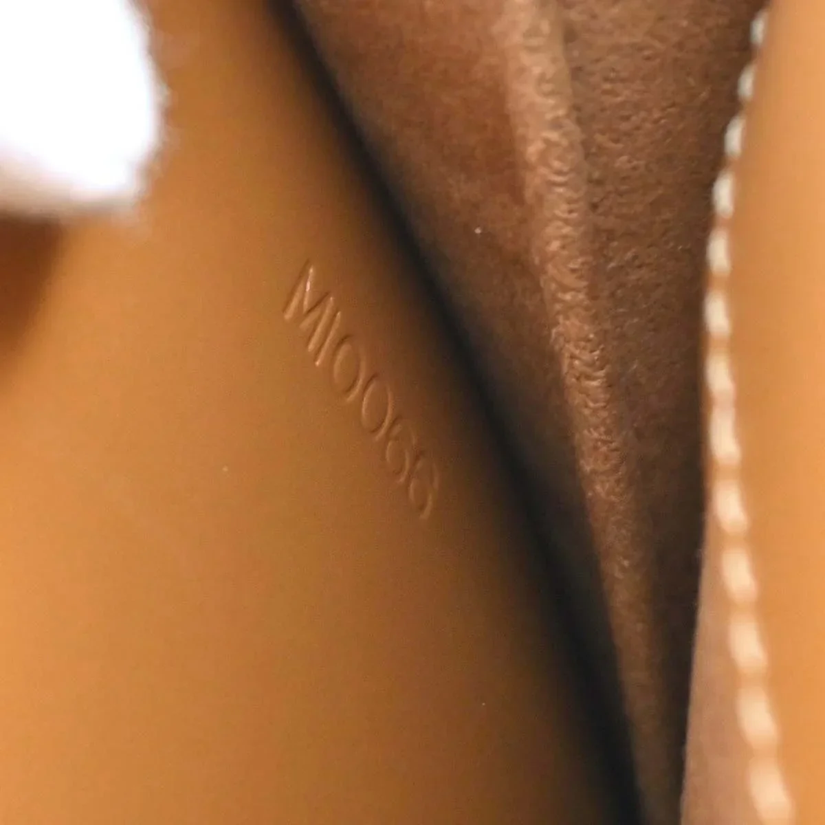 Louis Vuitton 2006 Brown Epi Pont Neuf Handbag M5205I - Image 10