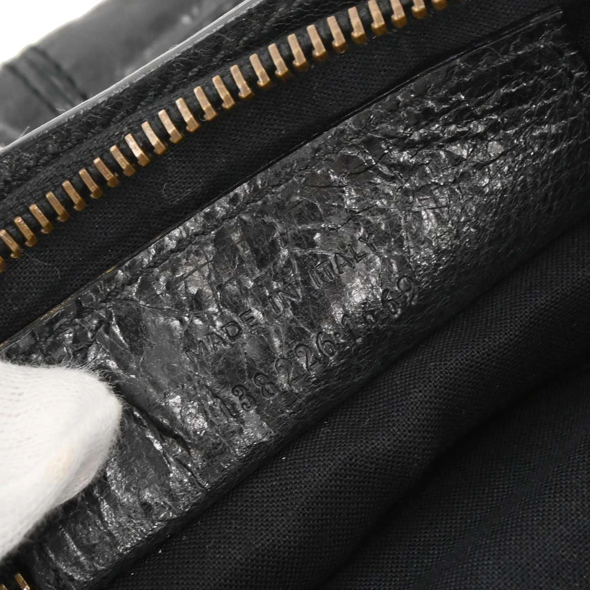 Balenciaga Black Leather The Hip Handbag - Image 10
