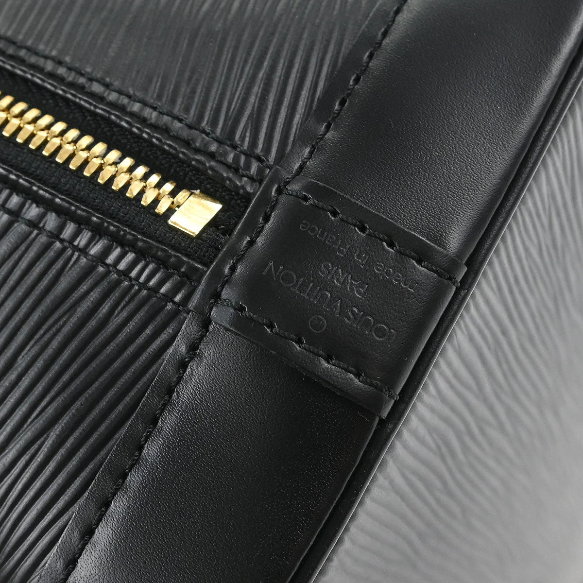 Louis Vuitton Black Epi Alma Handbag M52142 - Image 6