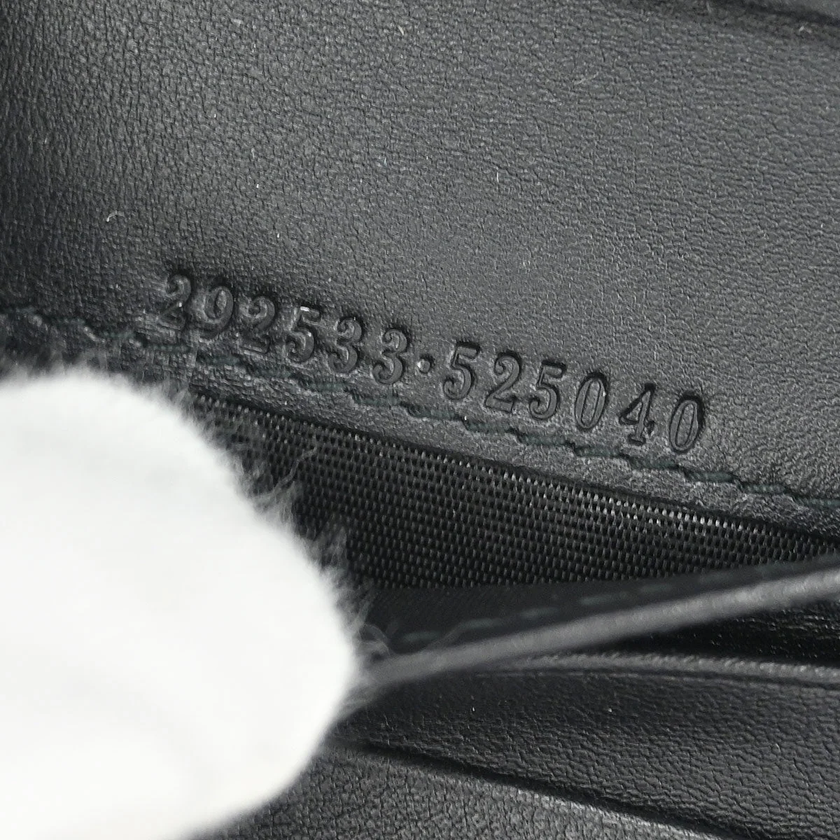 Gucci Black Leather Guccissima Bifold Wallet - Image 7