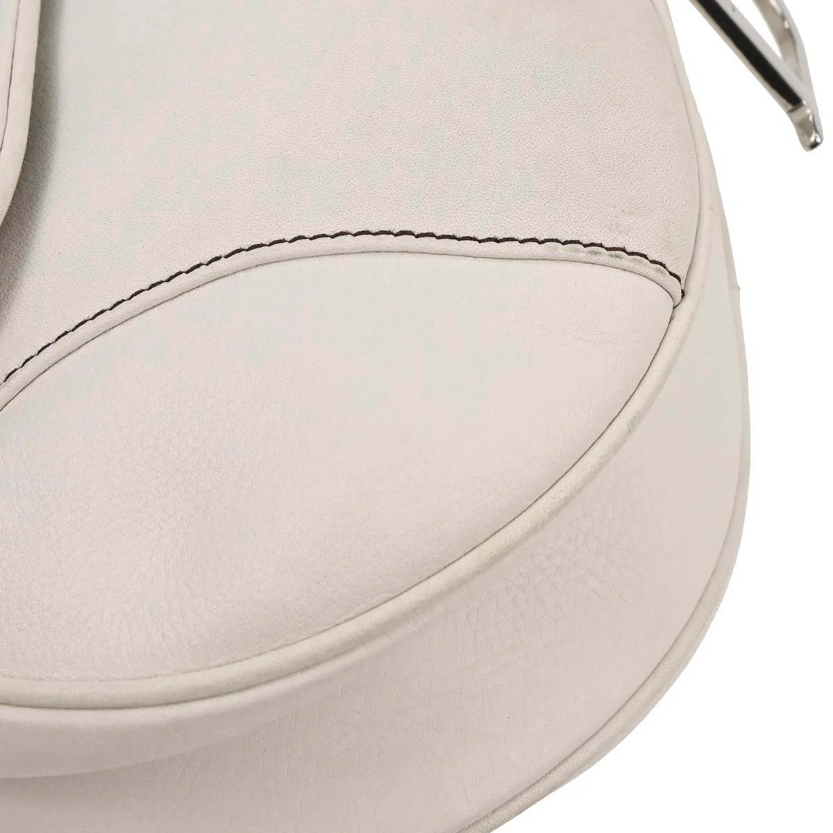 Christian Dior 2003 White Leather Saddle Handbag - Image 6
