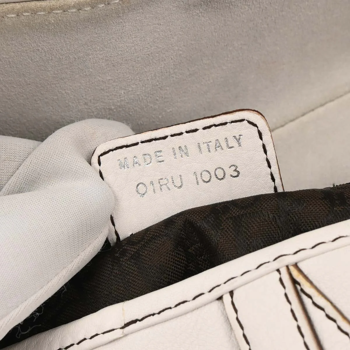 Christian Dior 2003 White Leather Saddle Handbag - Image 9