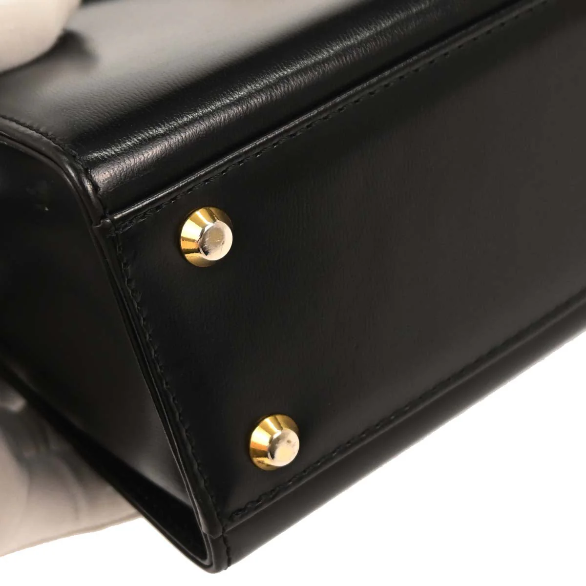 Yves Saint Laurent Black Handbag - Image 3