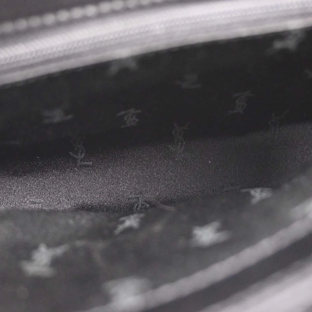 Yves Saint Laurent Black Handbag - Image 9