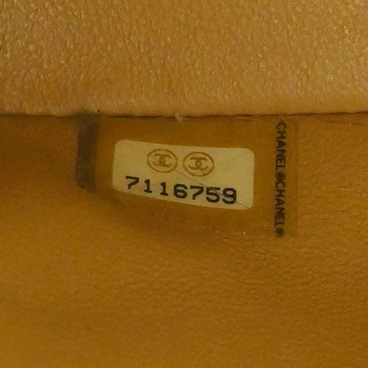 Chanel 2002-2003 Beige Lambskin Coco Bar East West Shoulder Bag - Image 20
