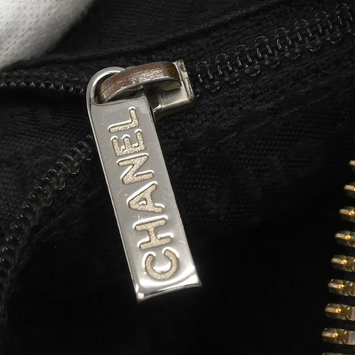 Chanel Black Calfskin Fringe Handbag - Image 19