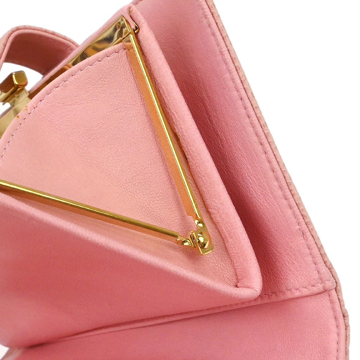 Chanel 2003-2004 Pink Caviar Skin Bifold Wallet - Image 10