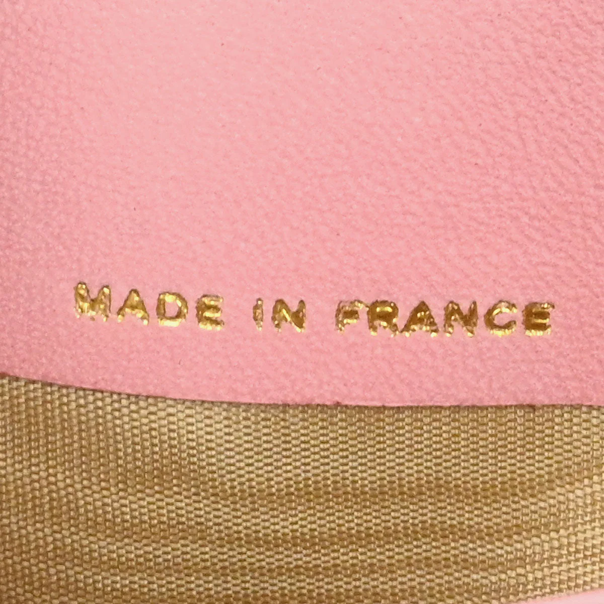 Chanel 2003-2004 Pink Caviar Skin Bifold Wallet - Image 12