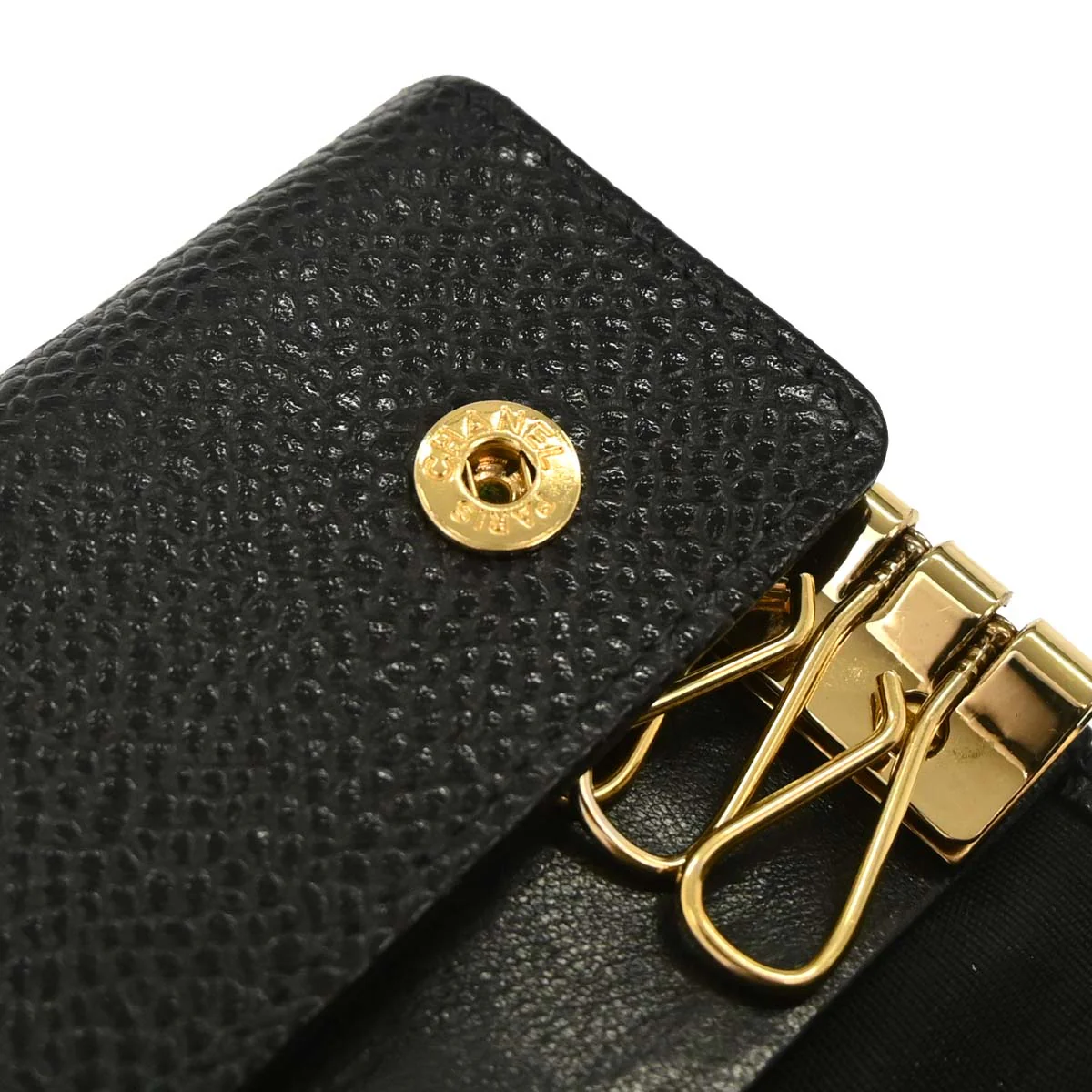 Chanel 2003-2004 Black Caviar Skin Six Hook Key Case Small Good - Image 12