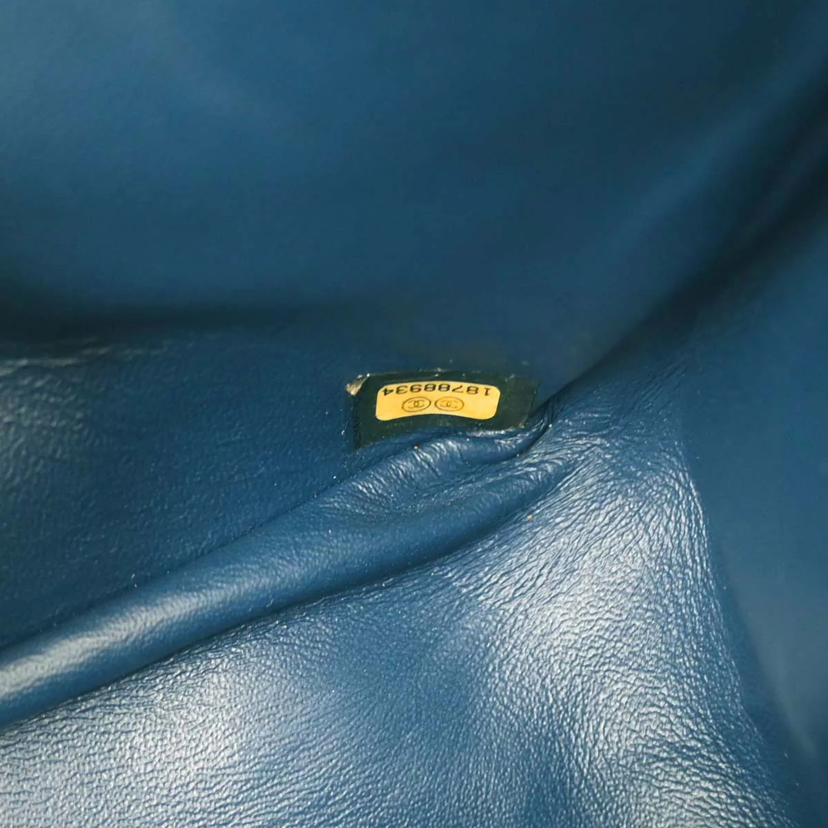 Chanel Blue Patent Leather 2.55 Double Flap Shoulder Bag - Image 18