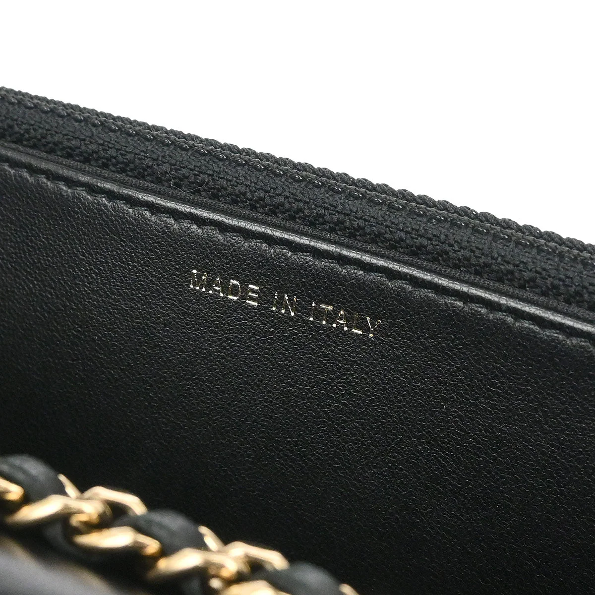 Chanel 2019 Black Lambskin Chevron Trendy CC WOC Wallet on Chain Bag - Image 11