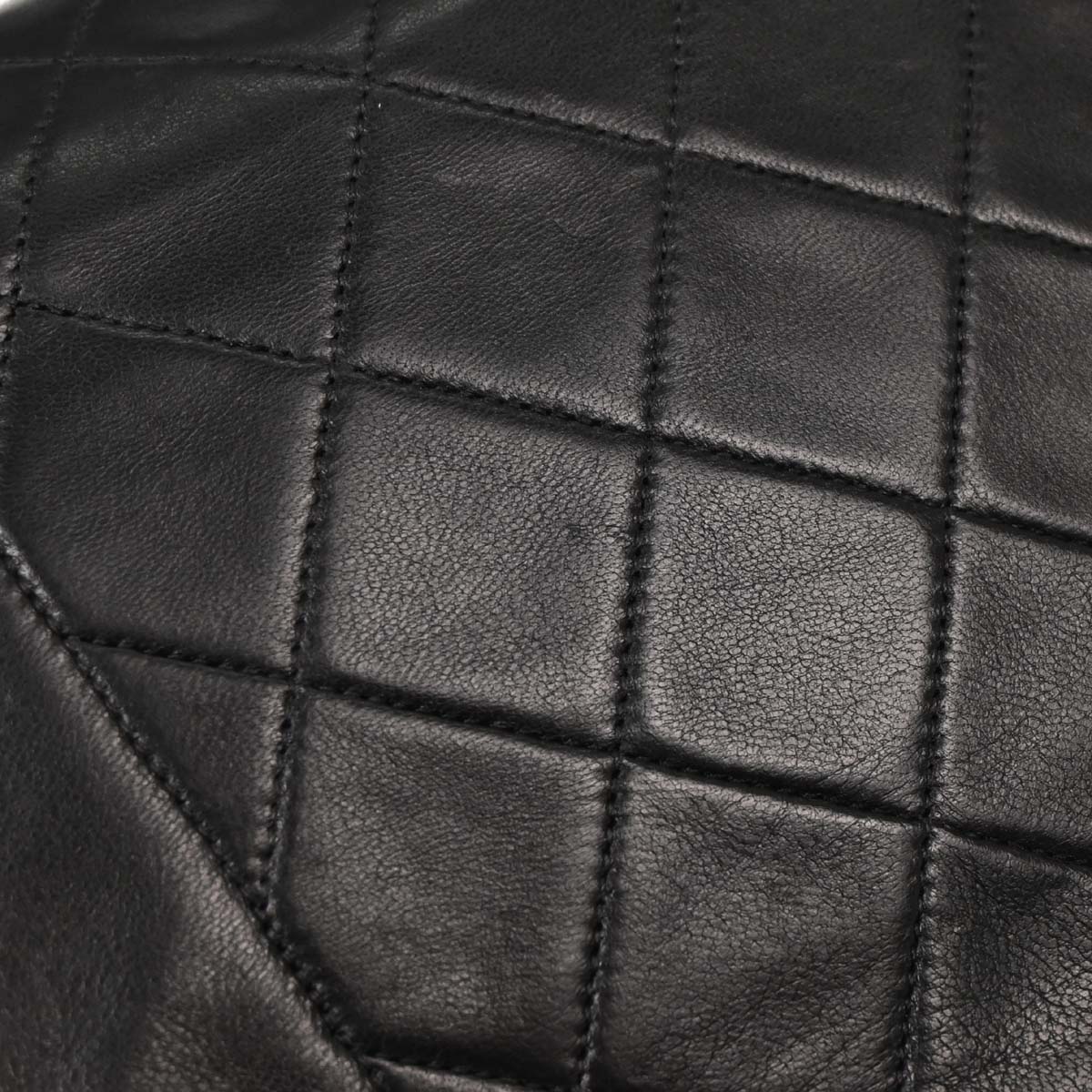 Chanel Black Lambskin Medium Diana Shoulder Bag - Image 7