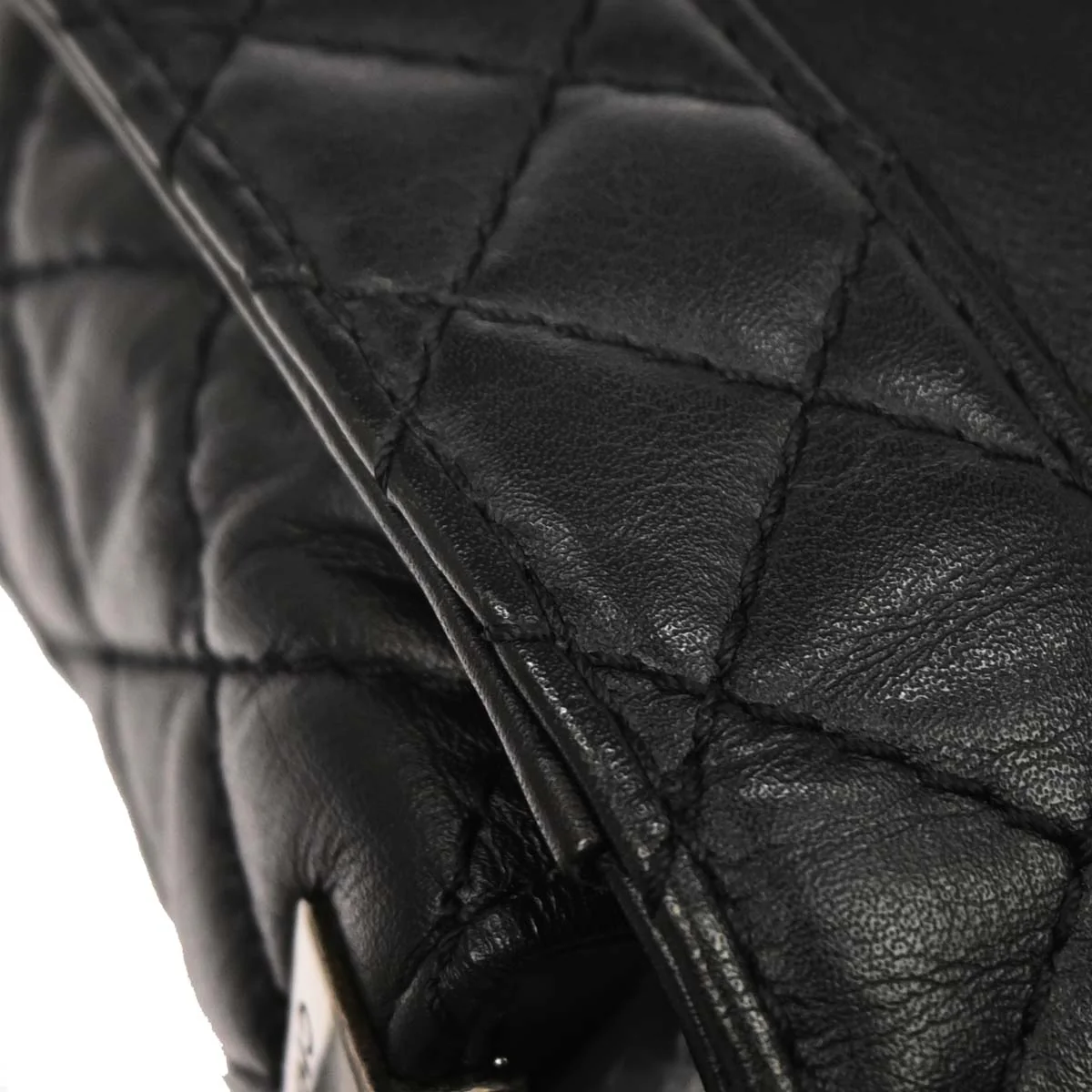Boy Reverso Chanel Black Lambskin Medium Shoulder Bag - Image 5