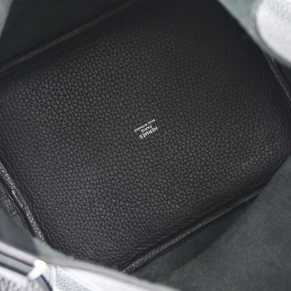 Hermes Black Taurillon Clemence Picotin Lock 22 MM Handbag - Image 18