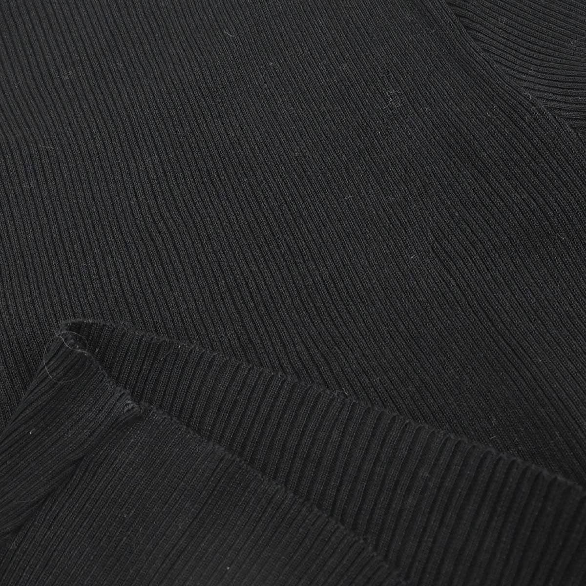 Chanel 1995 Cropped T-shirt Black #36 - Image 4