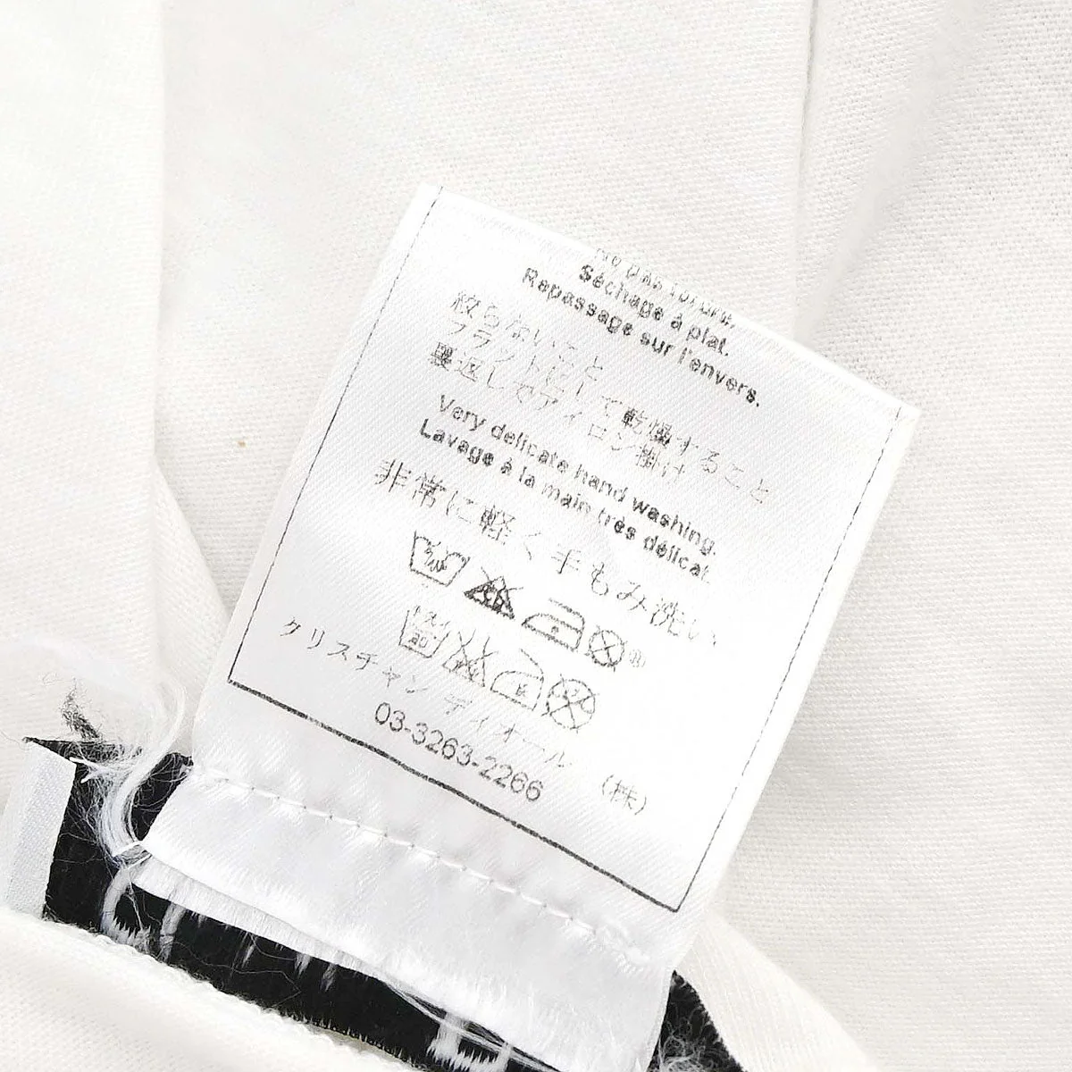 Christian Dior 2002 T-shirt White #38 - Image 15