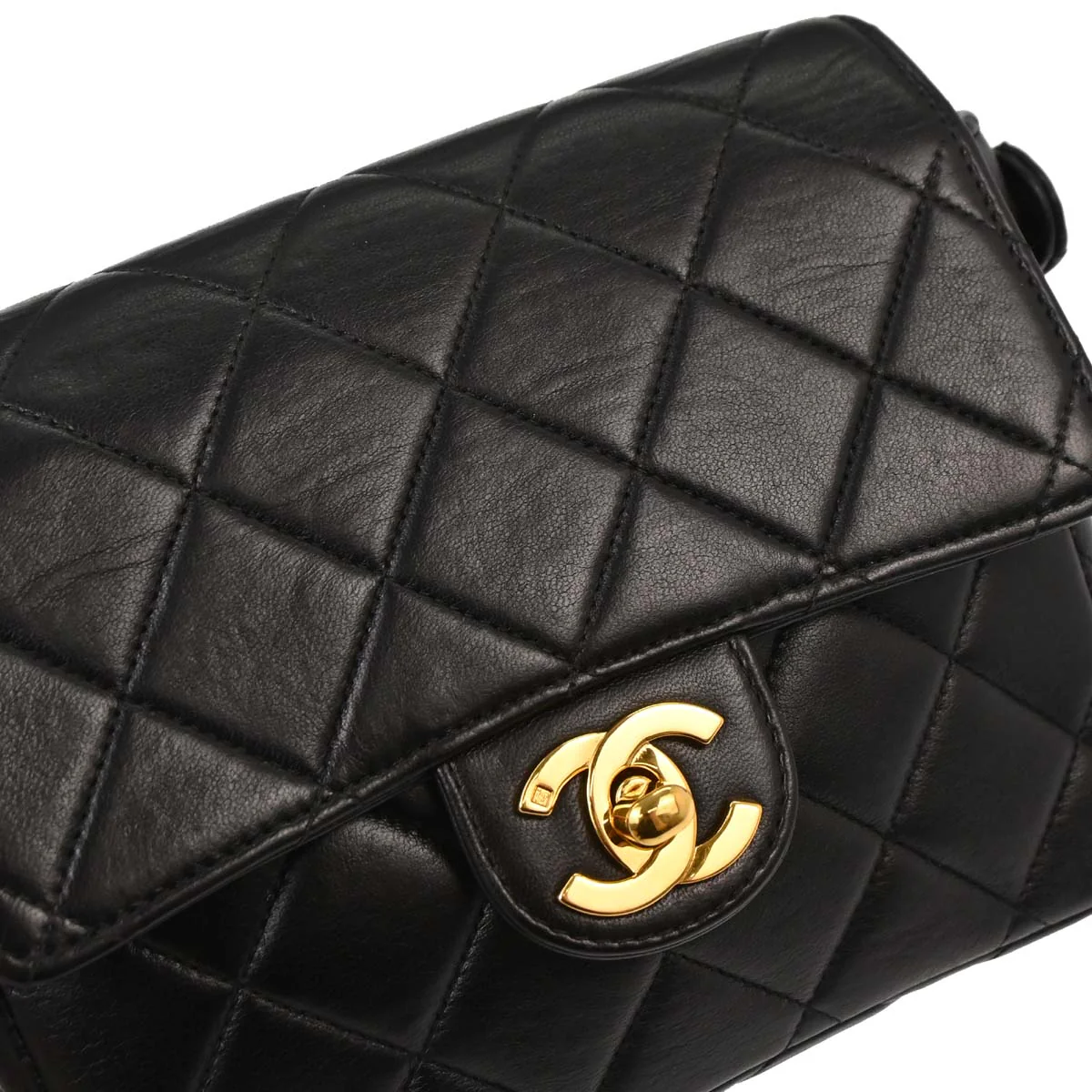 Chanel Black Lambskin Handbag - Image 13