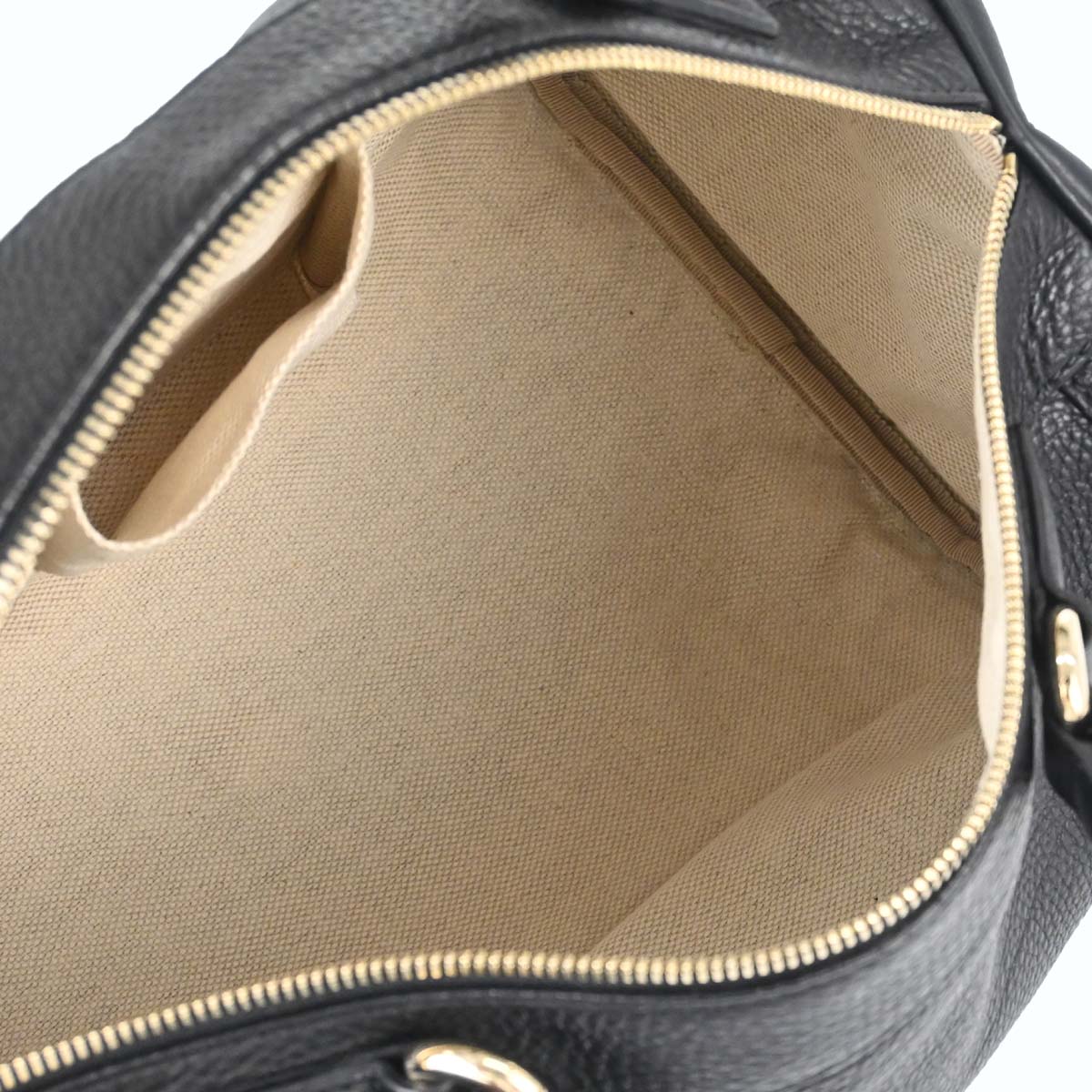 Gucci Black Leather Soho Handbag - Image 15