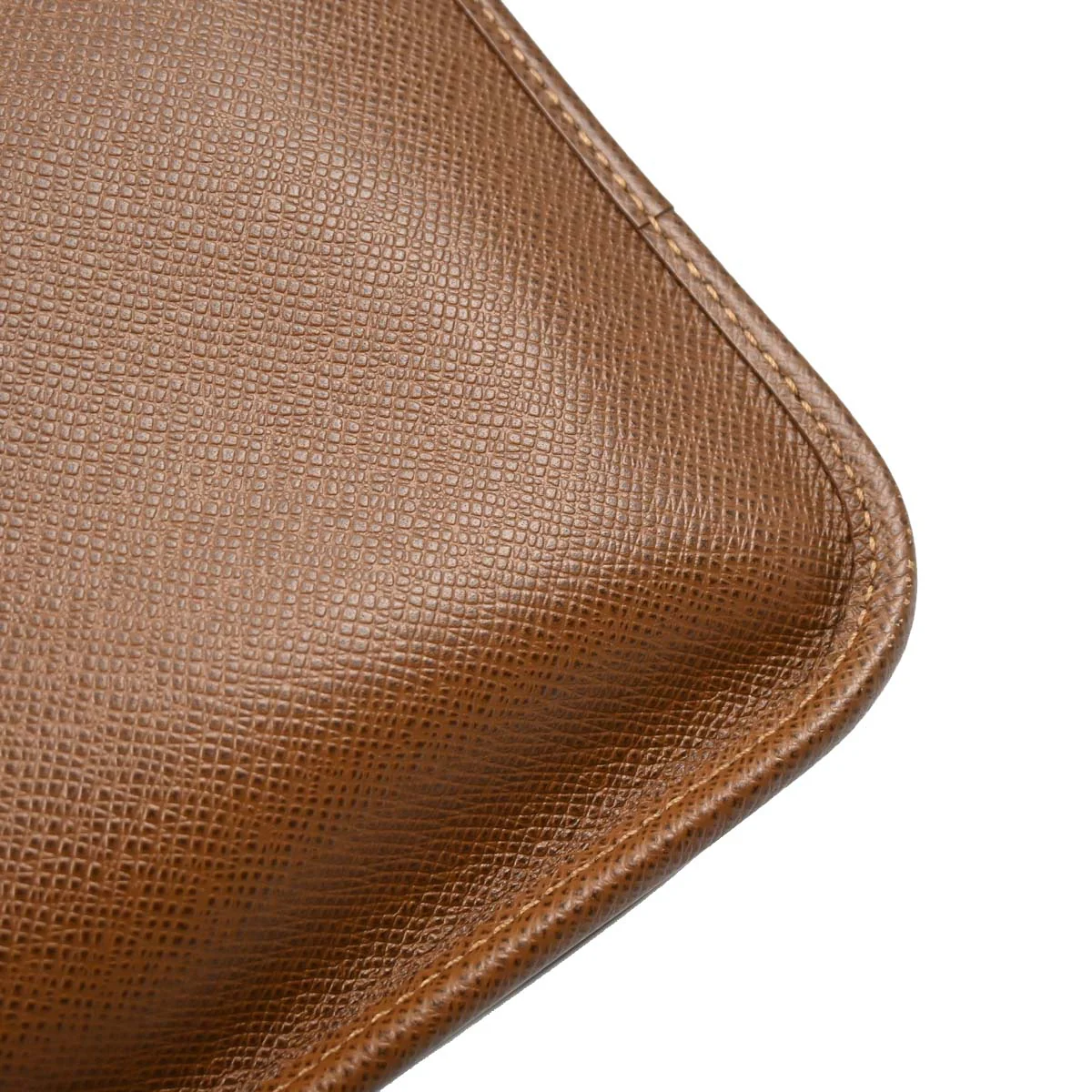 Louis Vuitton 2009 Brown Taiga Andrei Shoulder Bag M32488 - Image 8