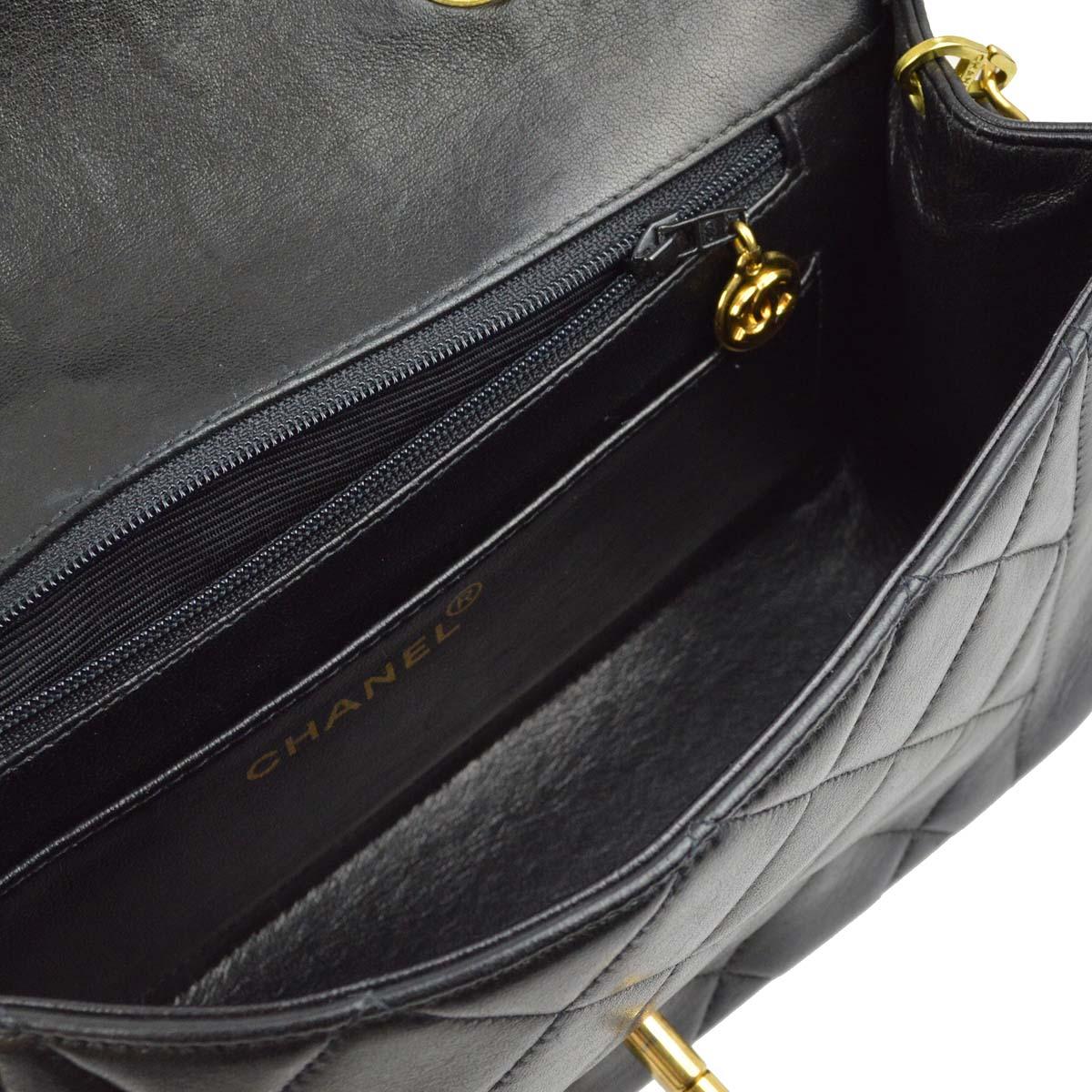Chanel 1996-1997 Black Lambskin Small Diana Shoulder Bag - Image 4