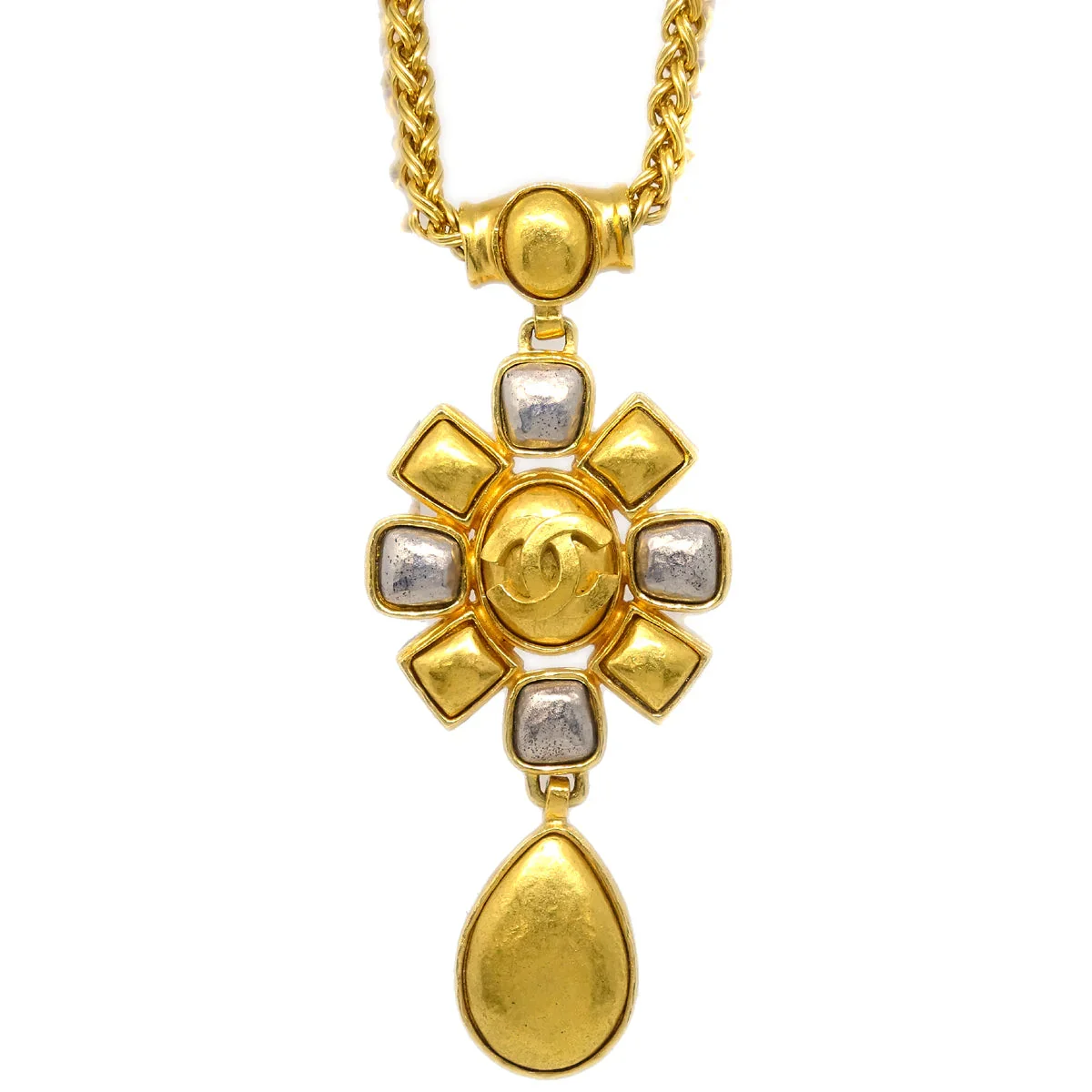 Chanel Gold Pendant Necklace 97A - Image 2