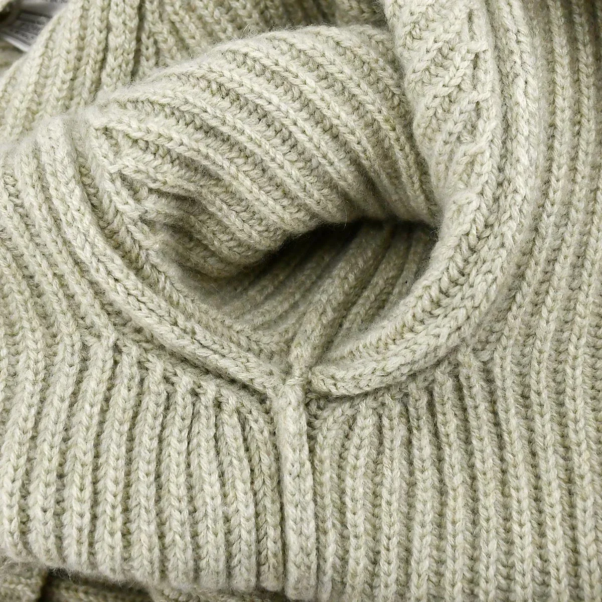 Chanel Logo Tag Scarf Sweater Gray 08C #38 - Image 6