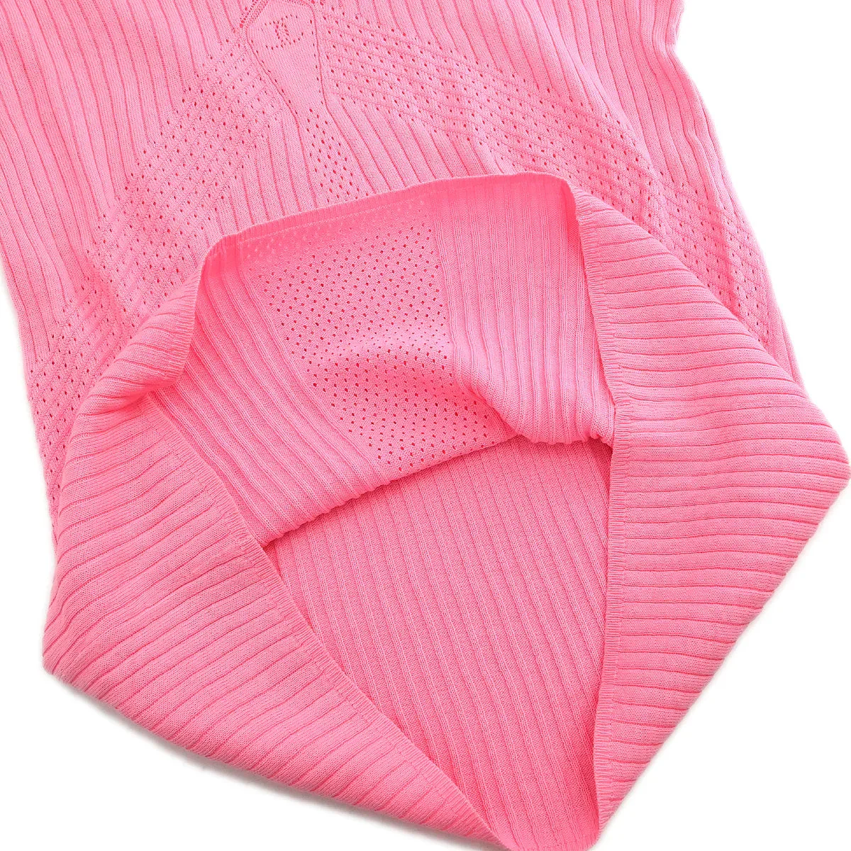Chanel 2004 Short Sleeve Top Pink #42 - Image 8
