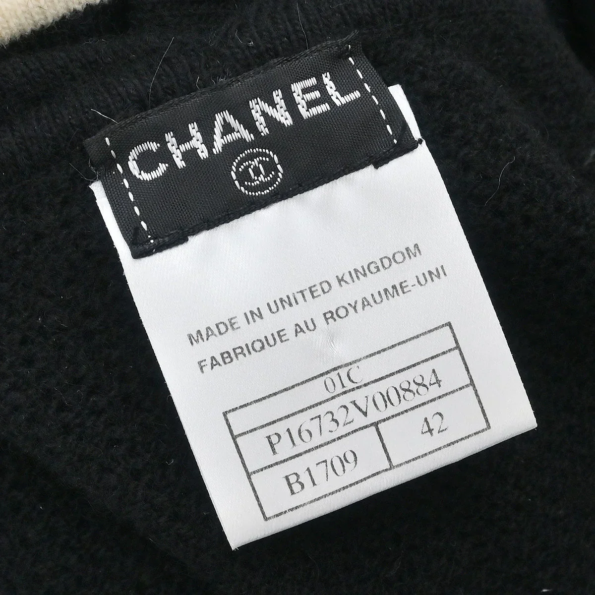 Chanel 2001 Short Sleeve Top Black #42 - Image 9