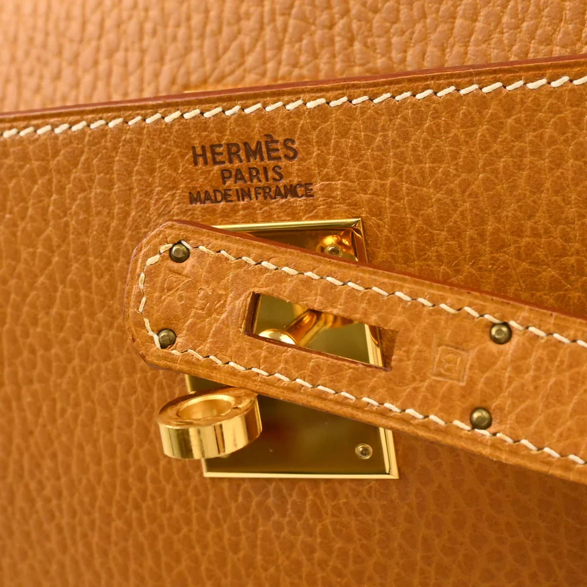 Hermes Gold Ardennes Kelly 32 Retourne 2way Shoulder Handbag - Image 10