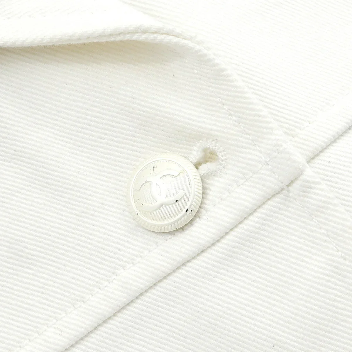 Chanel 2003 Coat White #40 - Image 3