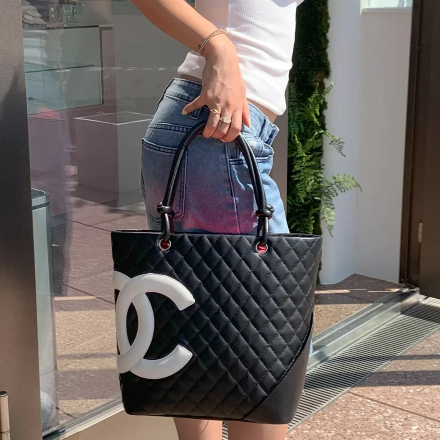 Chanel 2004-2005 Black Calfskin Cambon Ligne Tote Handbag