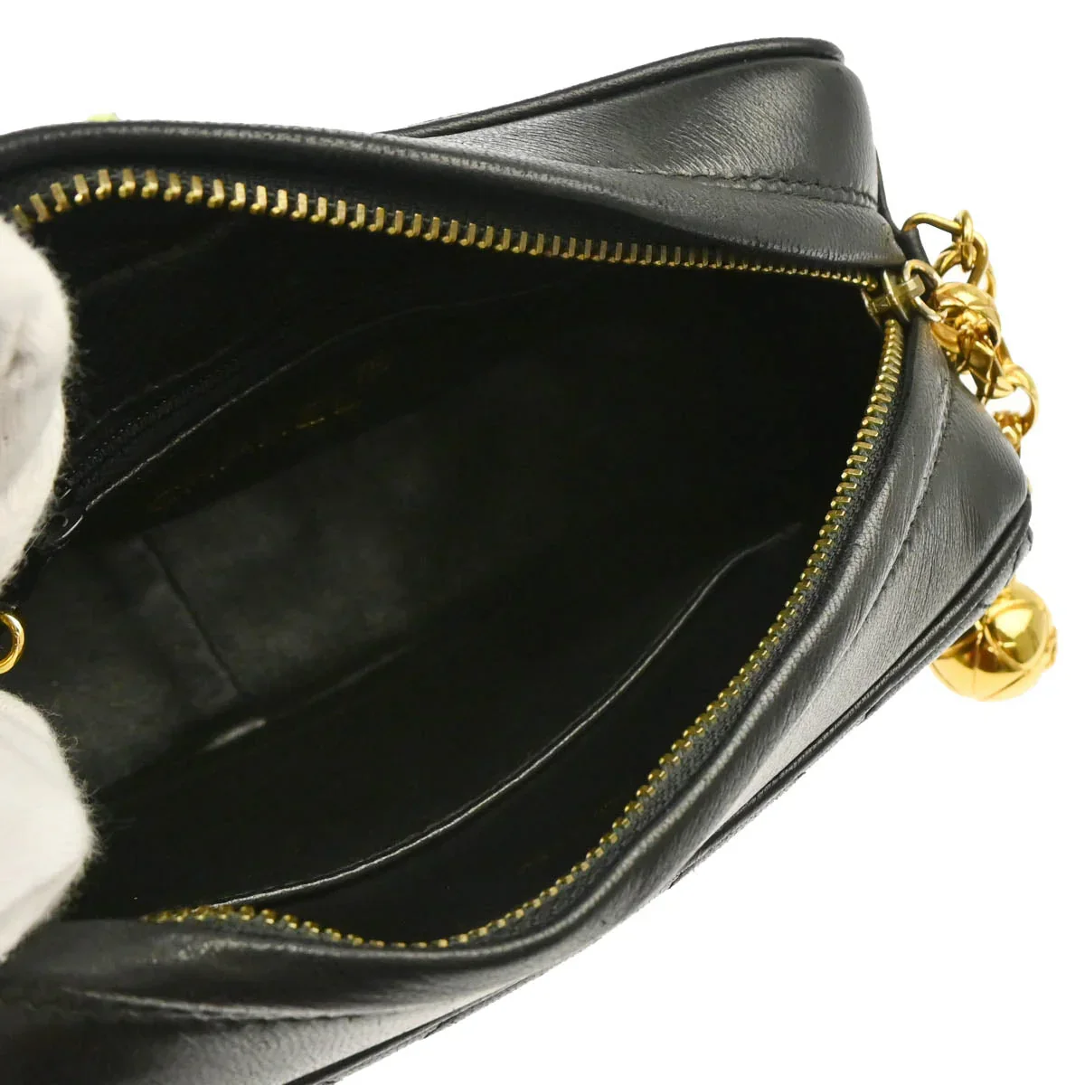 Chanel 1991-1994 Black Lambskin Camera Bag Mini - Image 4