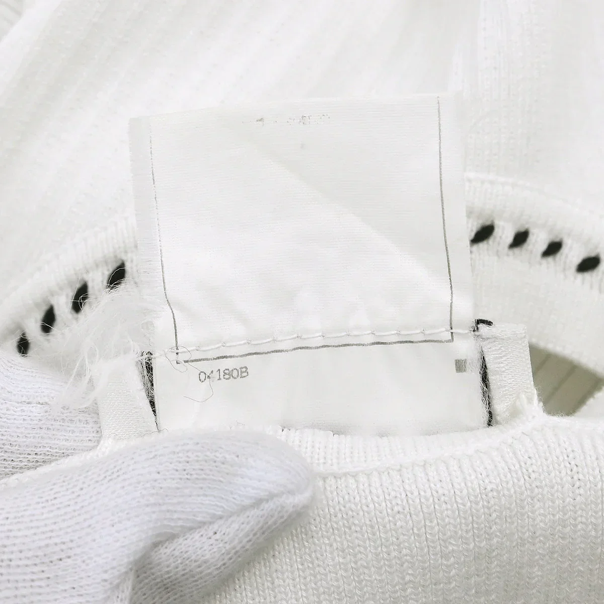 Chanel Sleeveless Top White #40 - Image 10