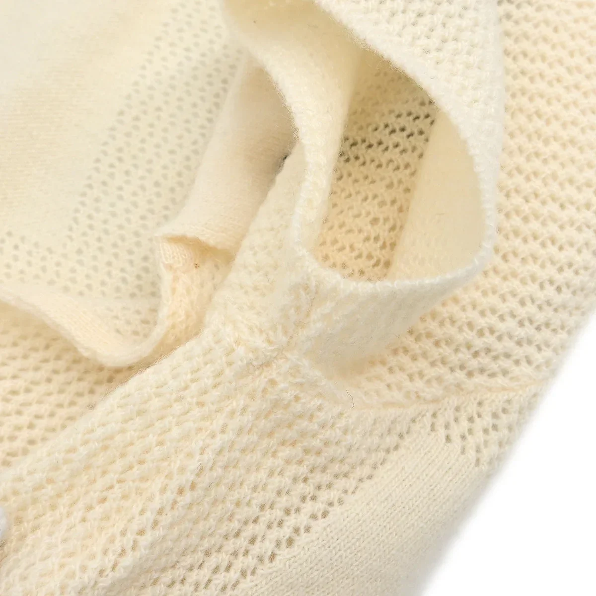 Chanel 2001 Short Sleeve Sweater Knit Top White #38 - Image 8