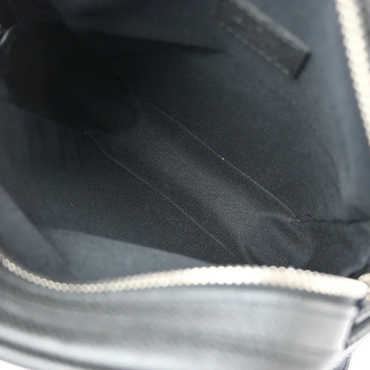 Louis Vuitton 2006 Black Taiga Dimitri Shoulder Bag M32462 - Image 6