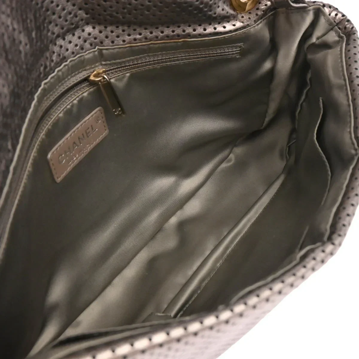Chanel 2006-2008 Gold Perforated Mademoiselle Lock Single Flap Shoulder Bag - Image 8
