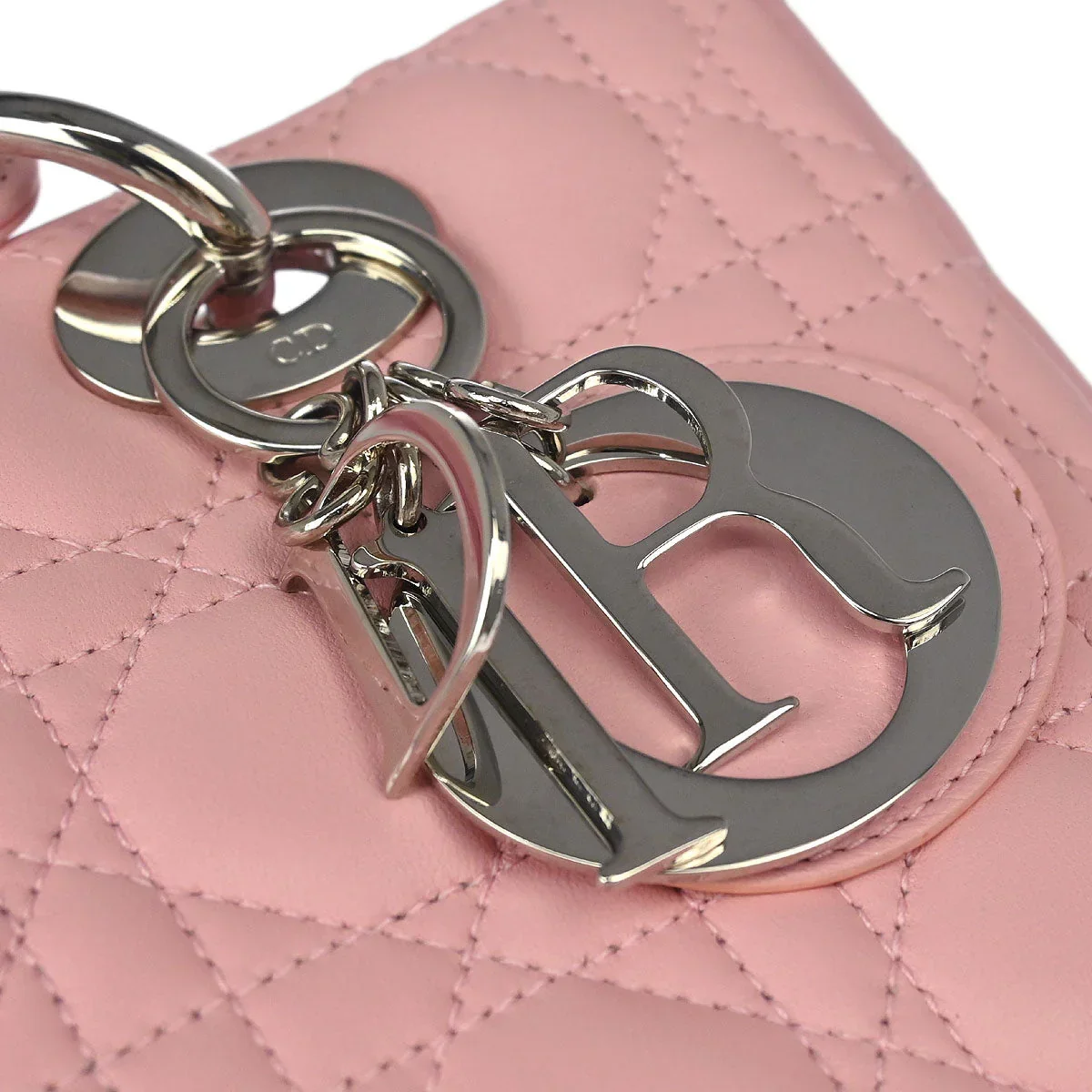 Christian Dior 2004 Pink Lambskin Medium Lady Dior Cannage Handbag - Image 4