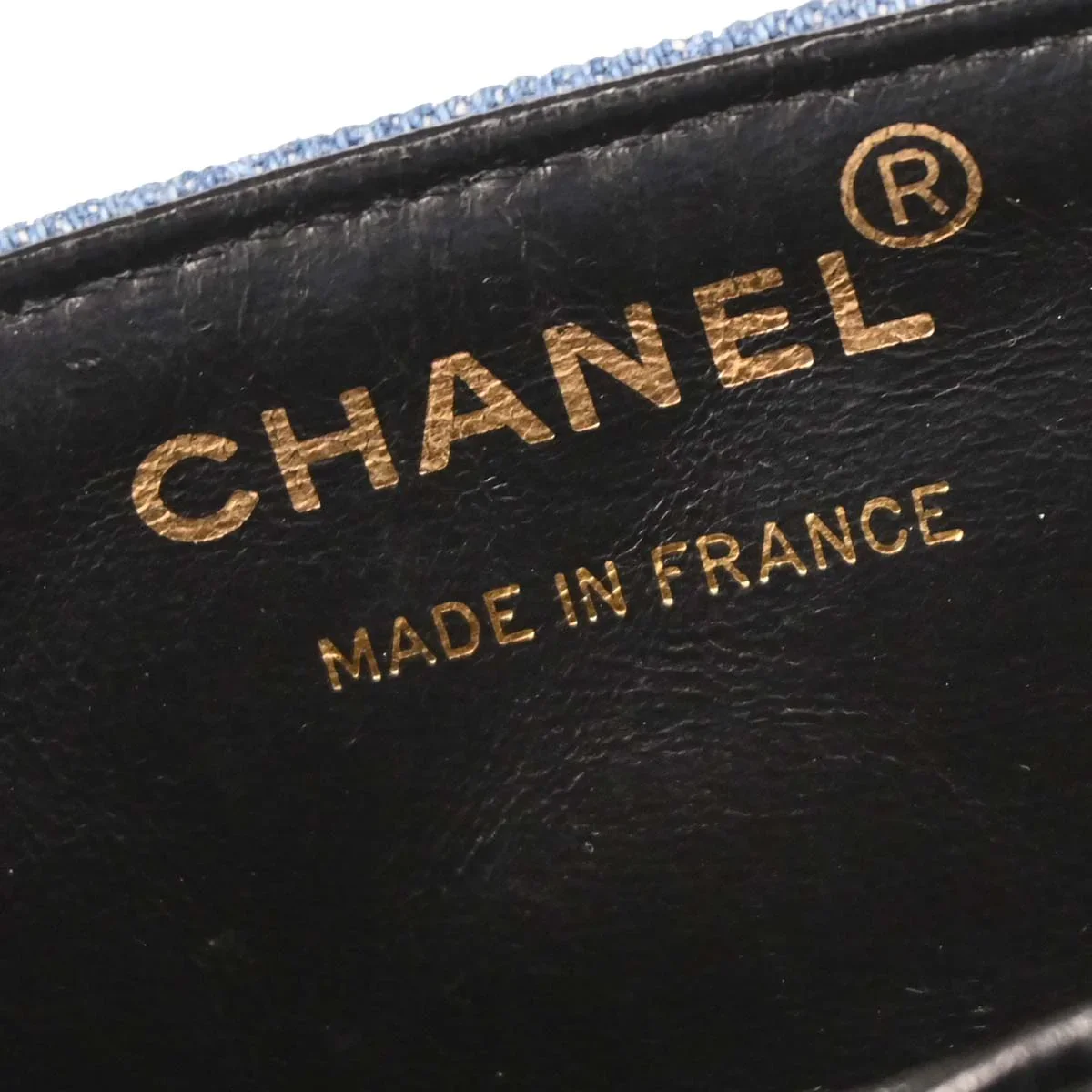 Chanel 1989-1991 Light Blue Denim Turnlock Mini Full Flap Shoulder Bag - Image 10