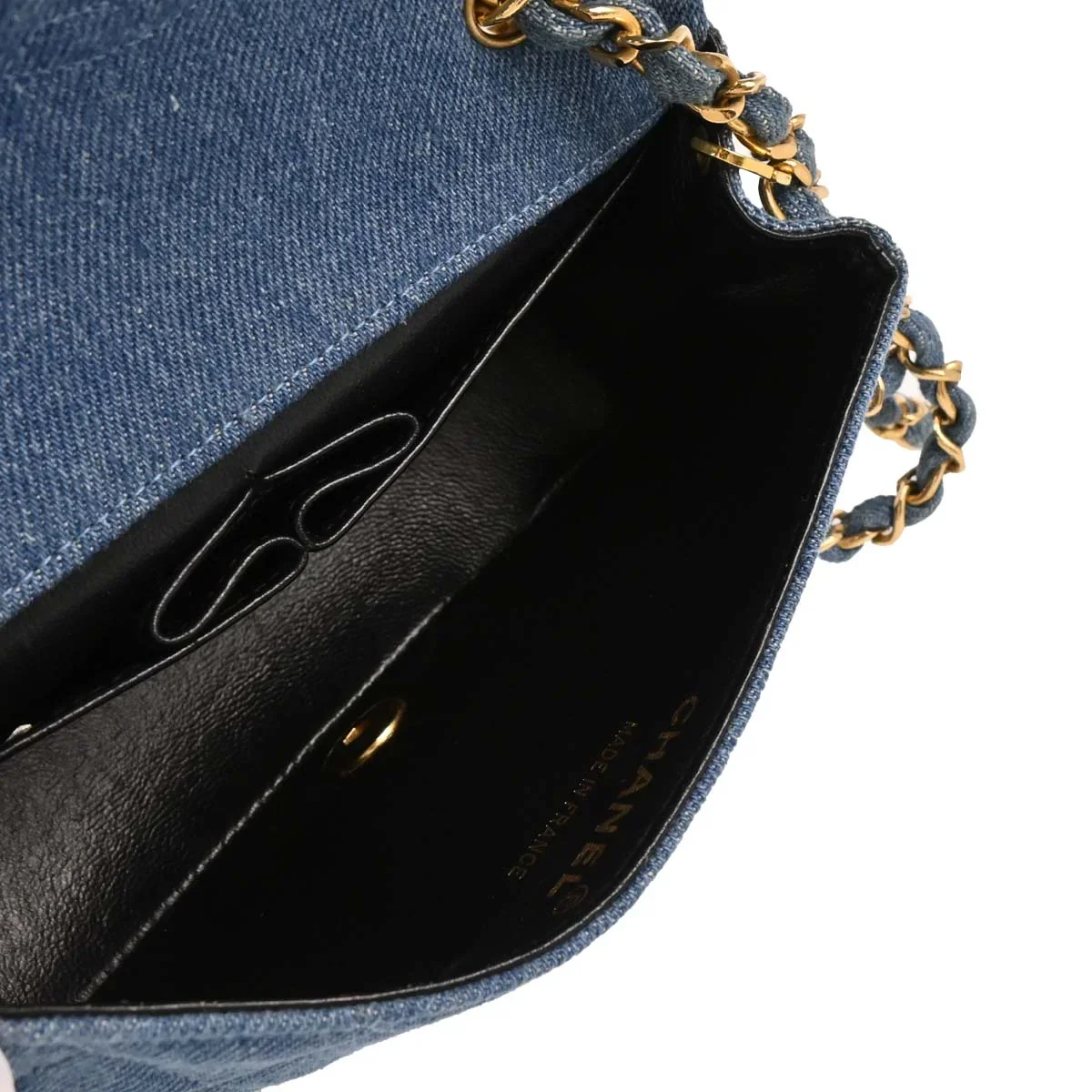 Chanel 1989-1991 Light Blue Denim Turnlock Mini Full Flap Shoulder Bag - Image 3