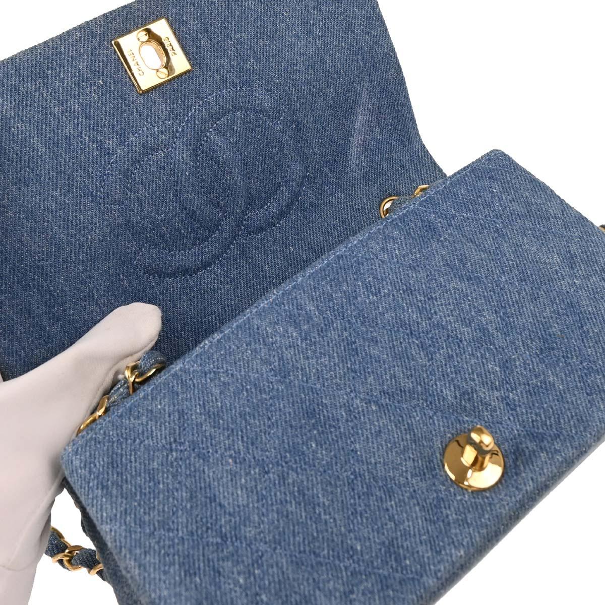 Chanel 1989-1991 Light Blue Denim Turnlock Mini Full Flap Shoulder Bag - Image 7