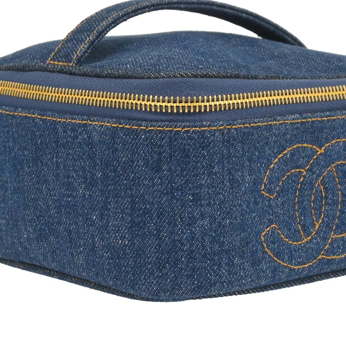 Chanel 1996-1997 Blue Denim Vanity Handbag - Image 3