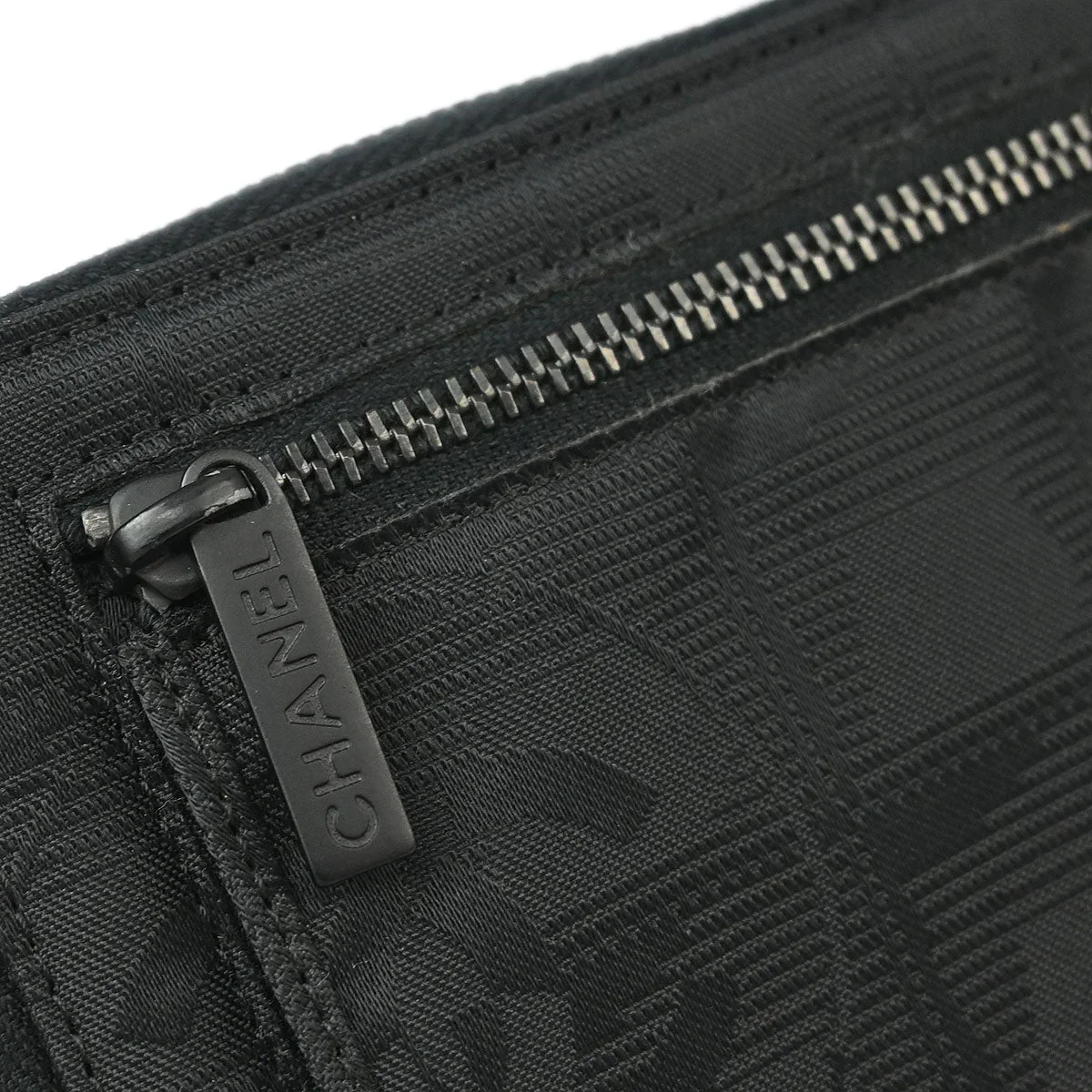 Chanel 2000-2001 New Travel Line Black Nylon Wallet Purse - Image 3