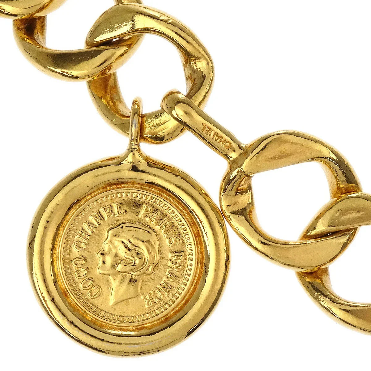Chanel Chain Belt Medallion Gold Small Good - Image 3