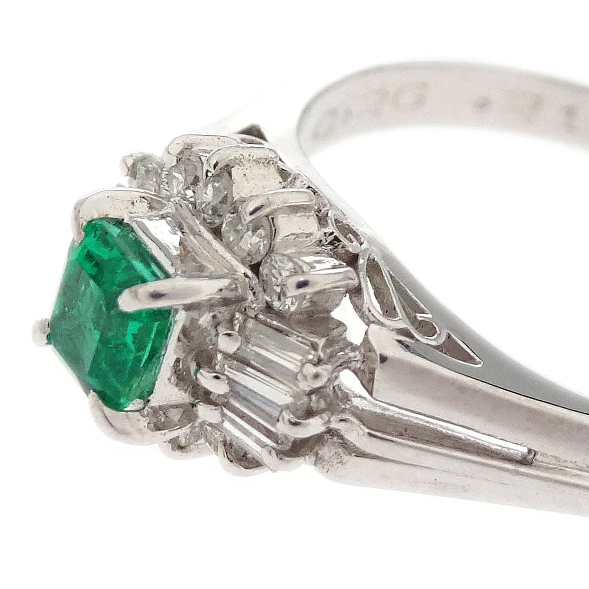 Ring Pt900 Emerald Diamond Silver #52 - Image 2