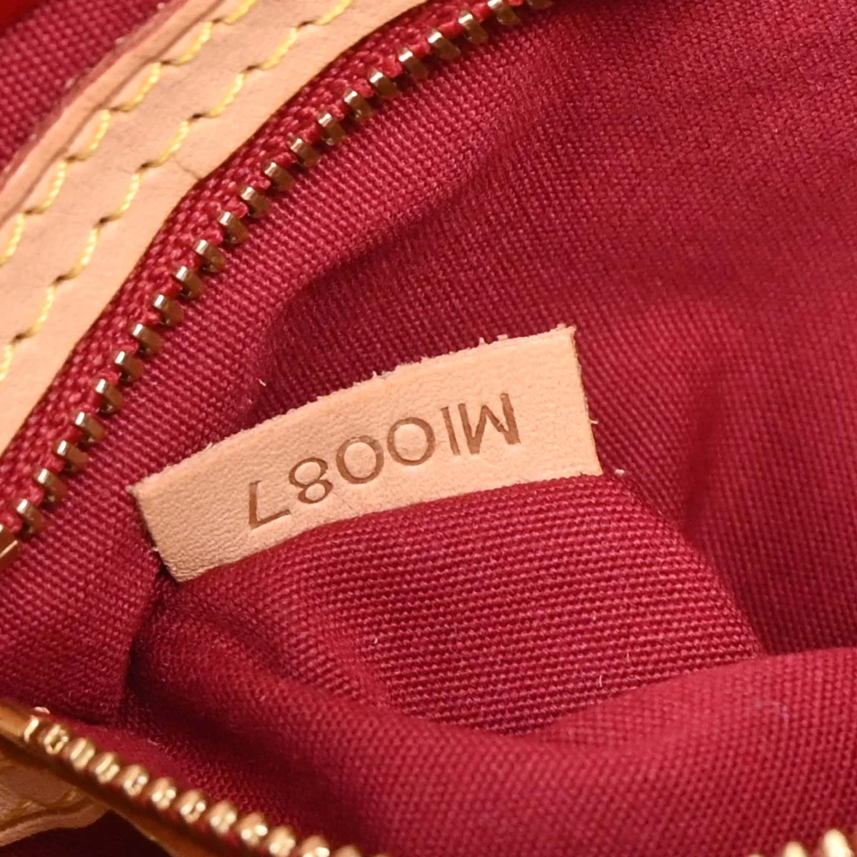 Louis Vuitton Red Vernis Reade PM Tote Handbag M91990 - Image 10