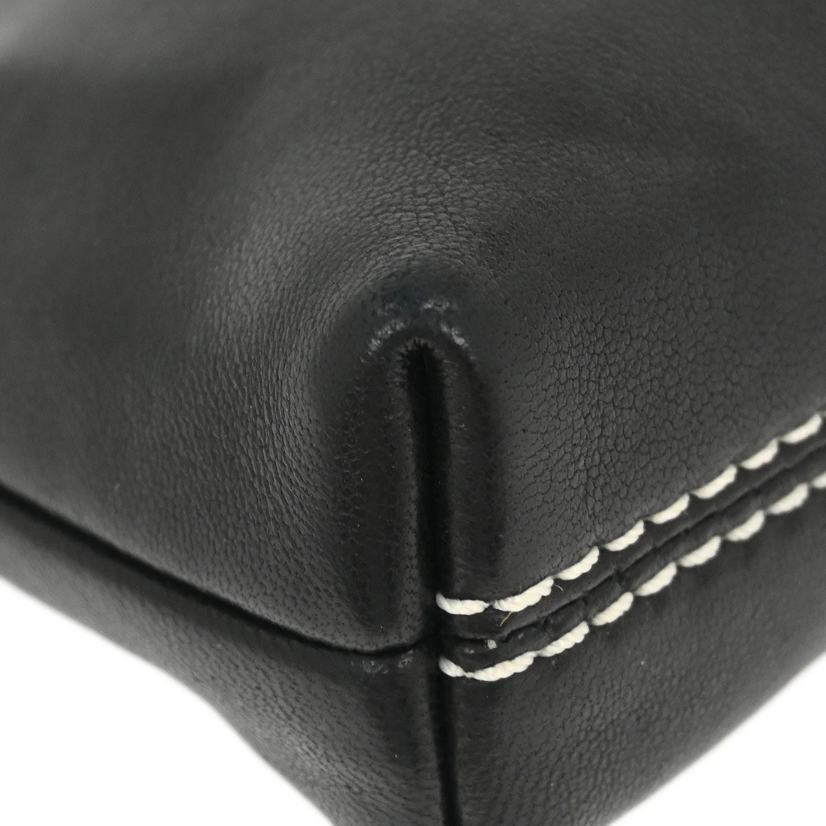 Chanel Black Lambskin Pouch Handbag - Image 3