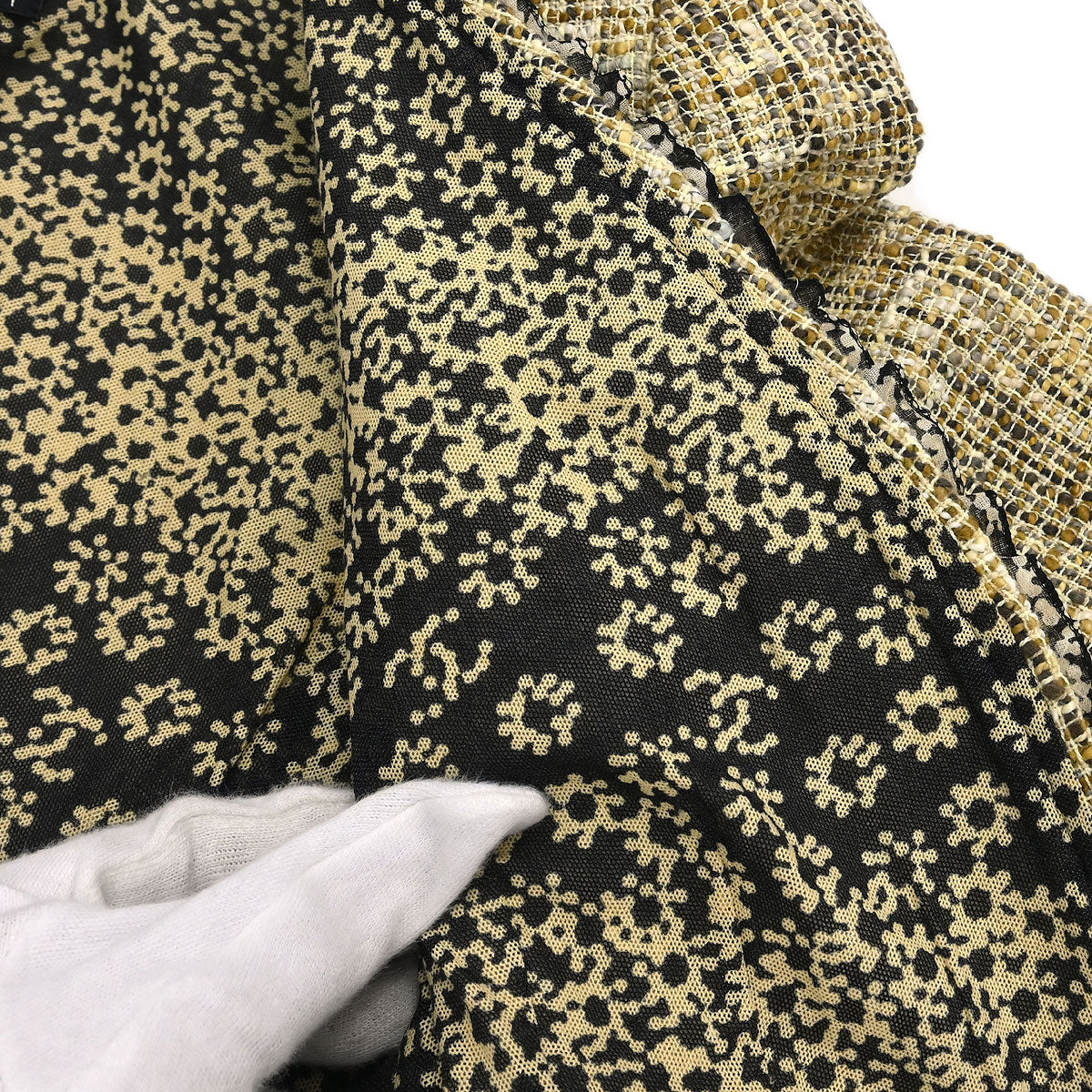 Chanel 2003 Collarless Jacket Beige #36 - Image 7