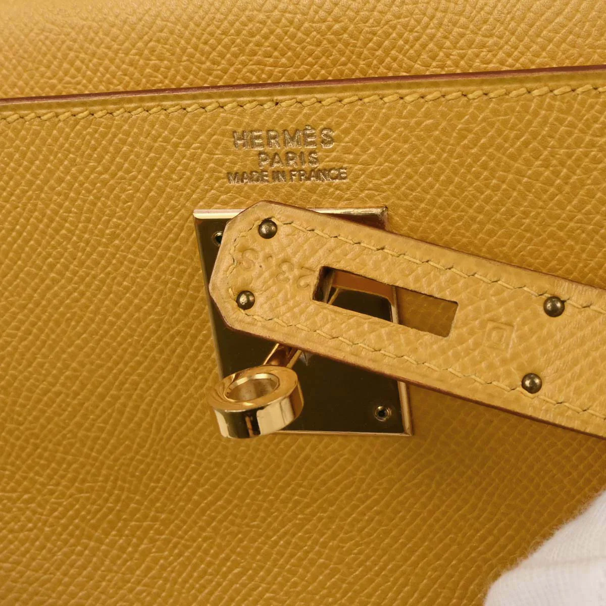 Hermes Jaune Courchevel Kelly 32 Retourne 2way Shoulder Handbag - Image 10
