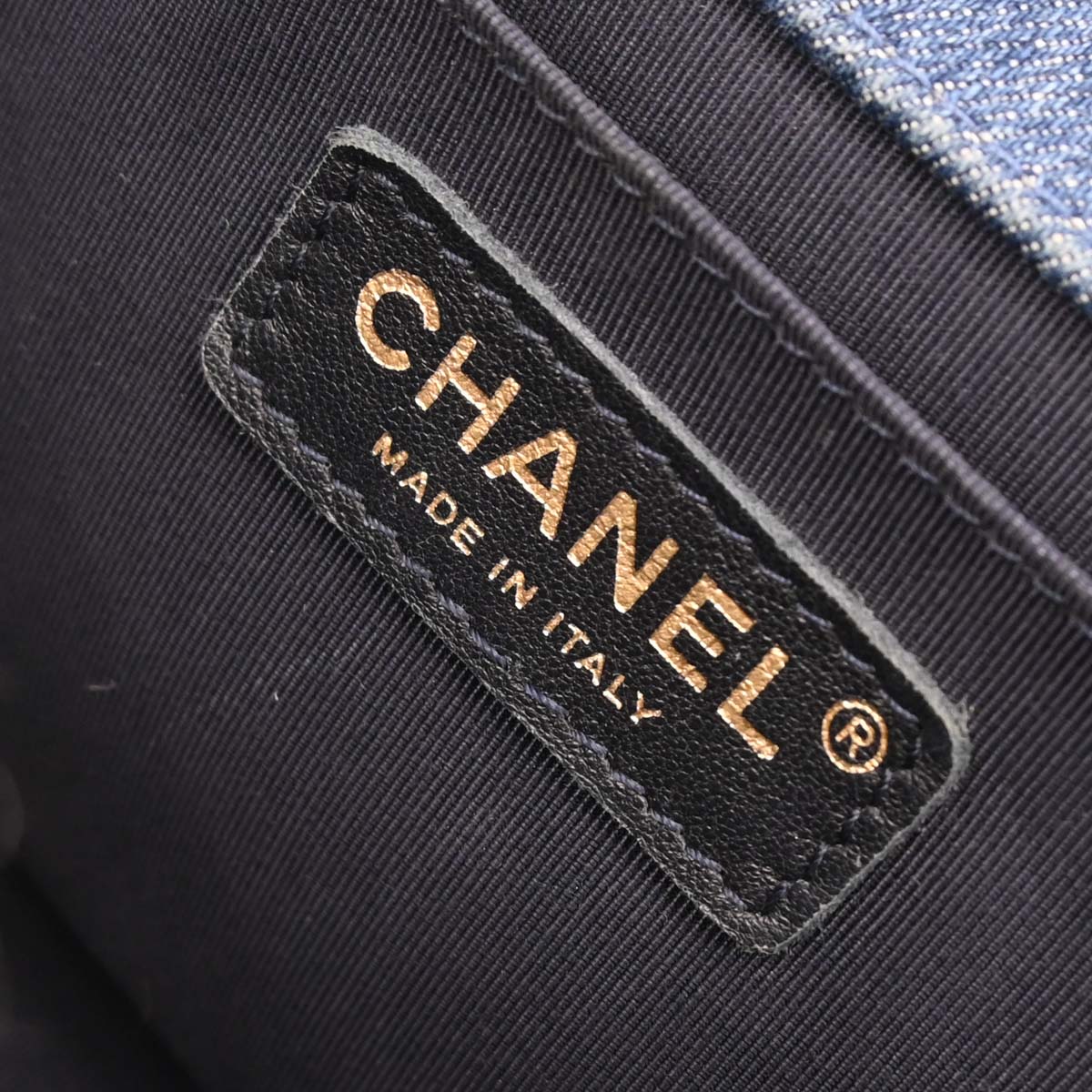 Boy Chanel Blue Denim Patchwork Medium Chain Shoulder Bag - Image 20